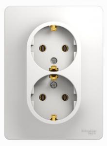 Розетка 2-м 16А С/У З/К в сборе с рамкой Белый Glossa