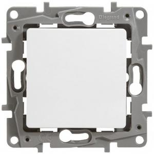 Кнопка автоматическая 6А Белый Legrand Etika